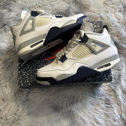 Jordan 4 Midnight Navy