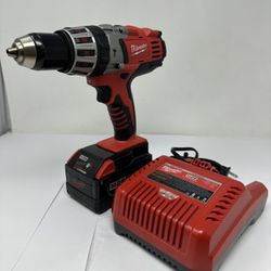 Milwaukee Hammer Drill With M28 Battery 