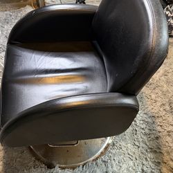Barber chair
