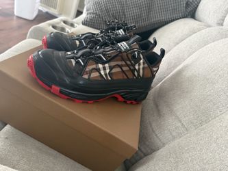 Size 12 mens burberry shoes