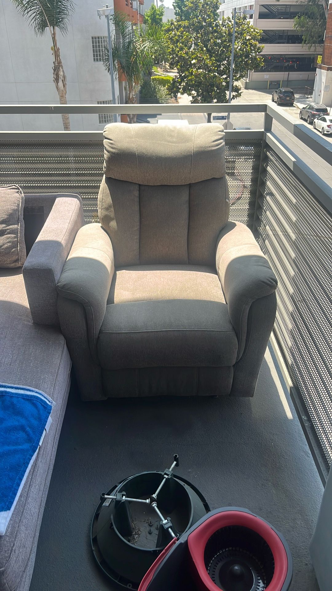 Recliner
