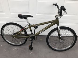 Schwinn 3 Pro Stock 24 BMX Bike for Sale in Plantation FL OfferUp