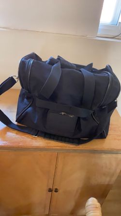 Small black carryon
