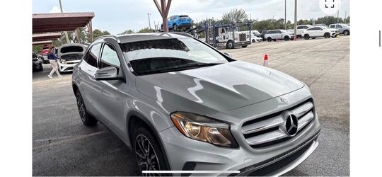 2016 Mercedes-Benz GLA 250