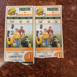 2004 HOME OPENER GAME BEARS AT PACKERS TICKET STUBS BRETT FAVRE ON FRONT OF TICKET 