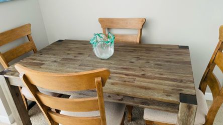 Dining Table & 4 Chairs Set