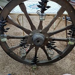 Wood wagon wheel T light B/O
