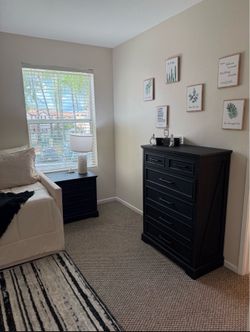 Dresser / Night Stand