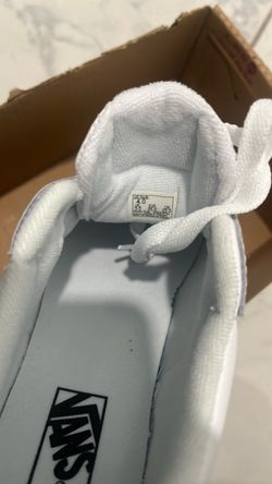 Vans Youth Sneakers Size 4 White
