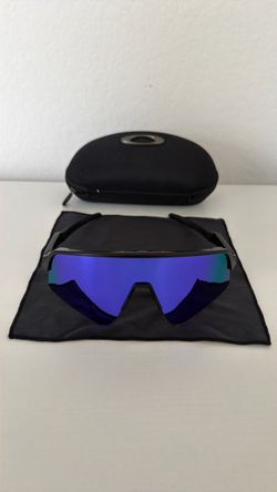 Oakley SUTRO Sunglasses with Case