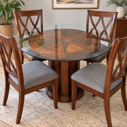 Round Glass Top Dining Table with 4 Chairs
