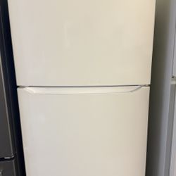 Frigidaire Refrigerador 