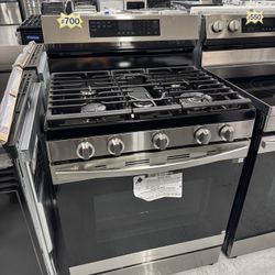 Brand New Gas Stove Air Fry Convection Oven 