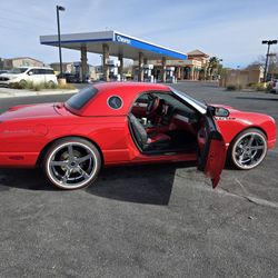 2003 Ford Thunderbird