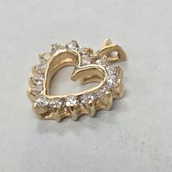 14kt Gold CZ Stone Heart Charm