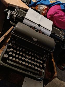 Royal type writer