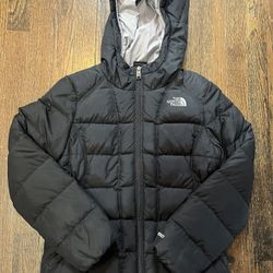 North Face 550 Girls Black Puffer Jacket Coat