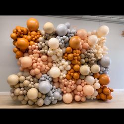 Balloon arch , Bouquets 