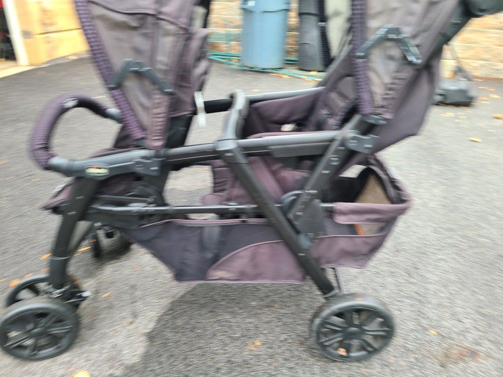  Chicco Cortina double stroller