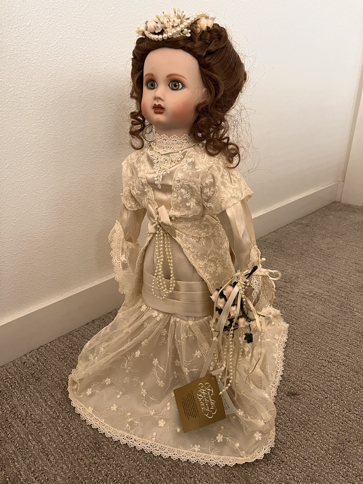 Vintage Franklin Heirloom Bride Porcelain Doll