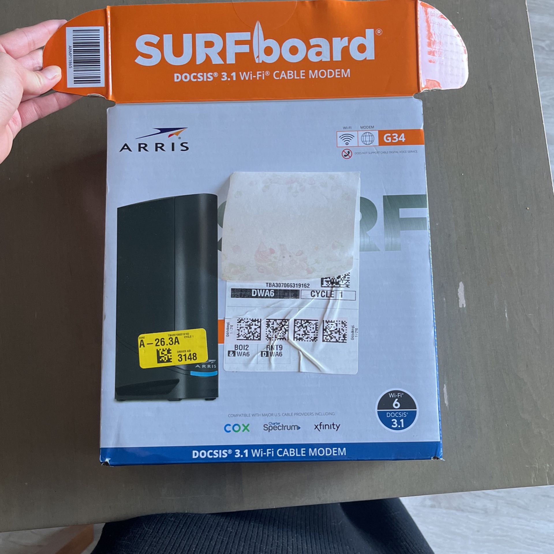Cable Modem & Wi-Fi Router (ARRIS Surfboard G34)
