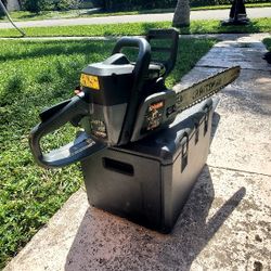 2 Chainaws 18 Inch  With 1 Case 80$...