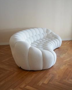 OFFER BUBBLE SOFA SECCIONAL WHITE BOUCLE - NEW - ASK FOR PRICE