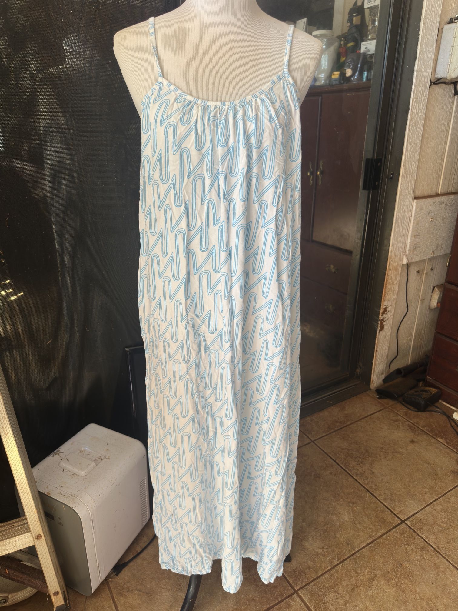 PreOwned Ava Sky Hawaiian Long Dress White/Blue Women's Small