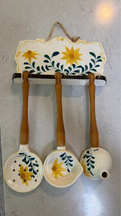 Vintage ceramic wall hanging