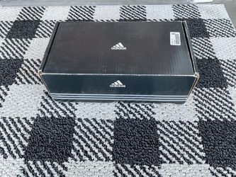 Adidas golf shoes women’s size nine black and white