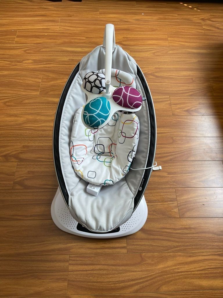 Mamaroo 4 With Insert Seat