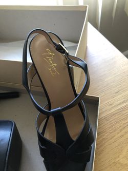 Elegant Black High Heels Sandals 8.5 M 