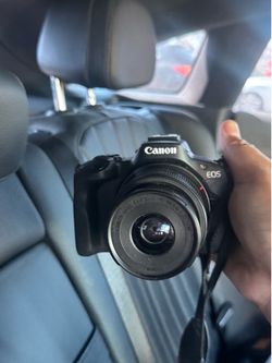 NEW Canon EOS R50