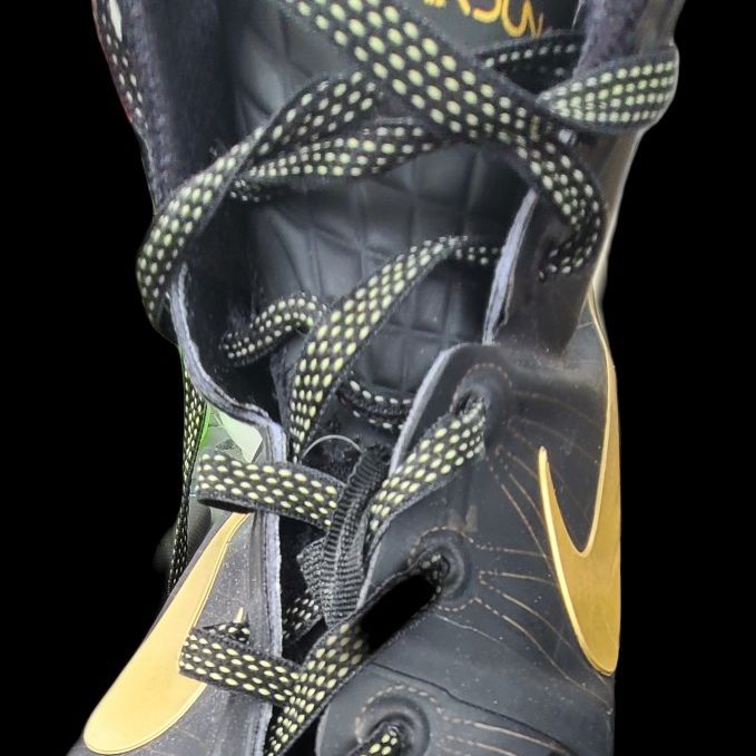 Nike Hyperdunk 2011 Elite Home Shoes Black/Gold Mens Size 10  display picture 1