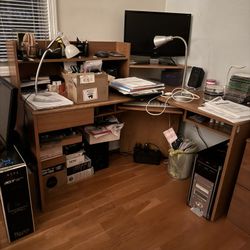 Free Computer Corner Desk