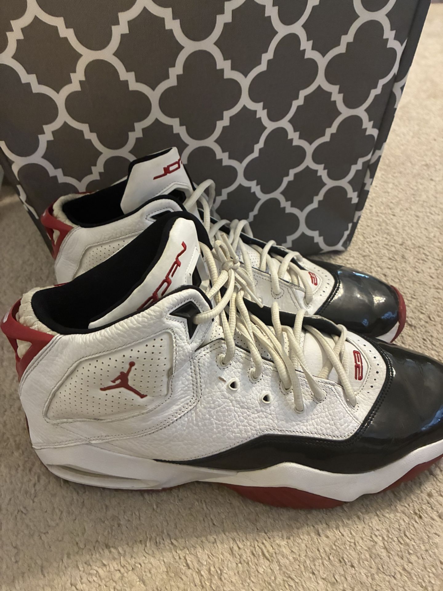 Air Jordan/ B-loyal - Adult