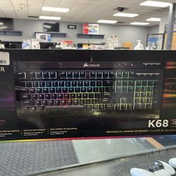 Cosair k68 RBG MECHANICAL GAMING KEYBOARD 838599-1