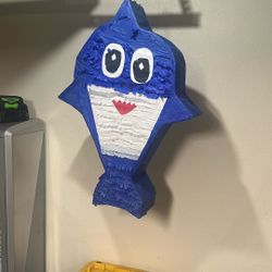 Baby Shark Blue Piñata