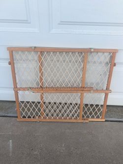 Pet gate