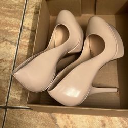 Elegant High Heels 