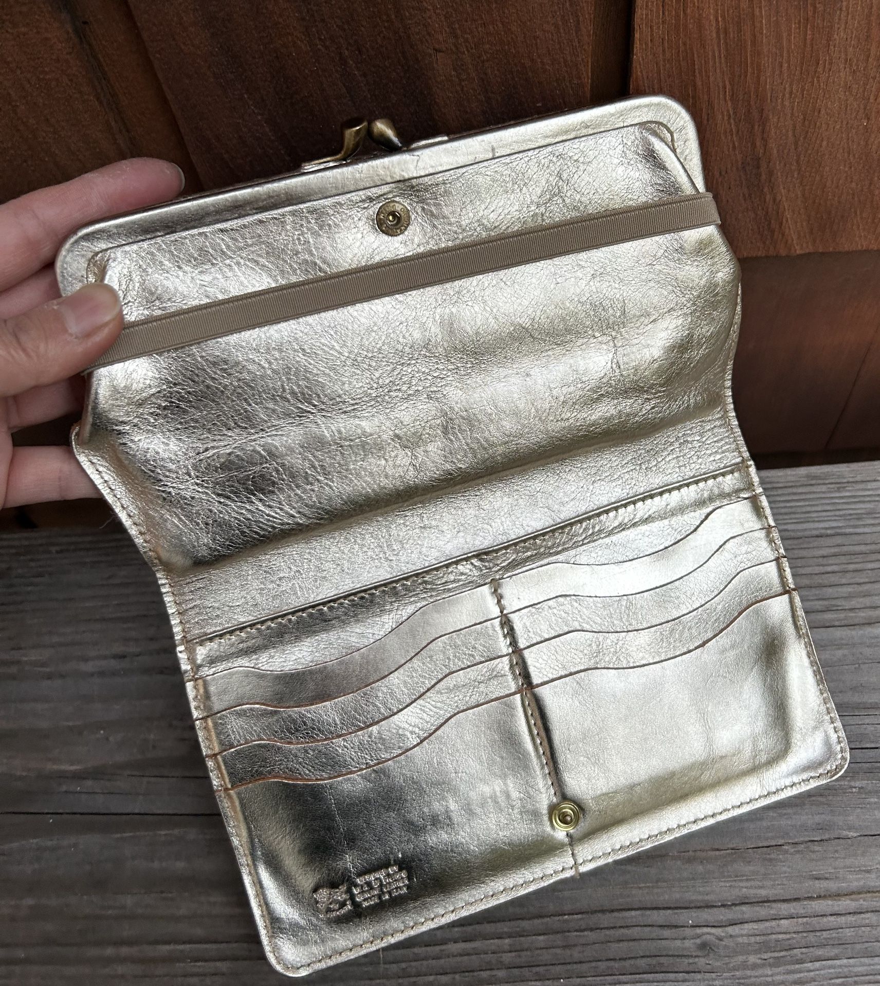 Metallic Gold Vintage IL Bisonte Clutch Kisslock Multifunctional Leather wallet