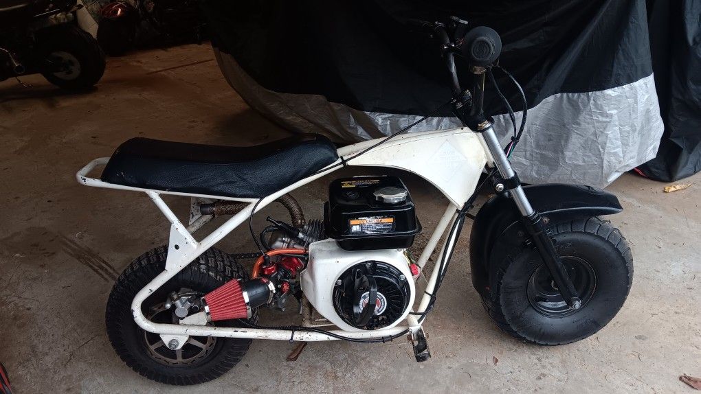 Mini Bike (Motovox 212cc Hemi)