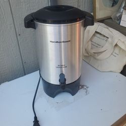 45 Cups  Coffee URN  By Hamilton  I ASK  $55.00