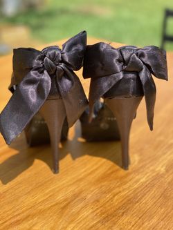 BEAUTIFUL Size 6.5 black heels!!! Worn one time.