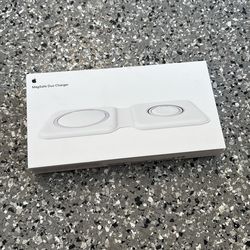 Apple MagSafe DuoCharger
