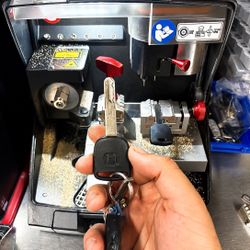 Car Key Replacement & Programming