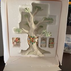 The Original Disney/lenox Woods tree