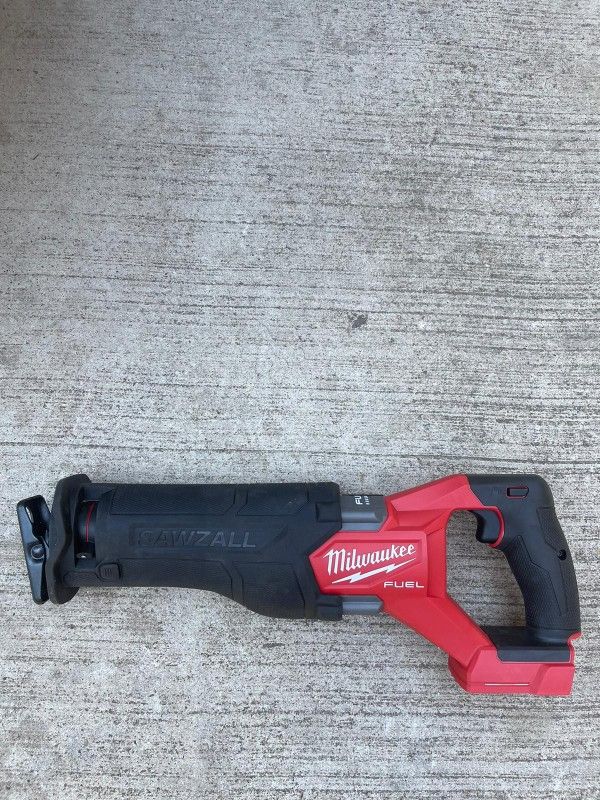 Milwaukee M18 Fuel Sawzall Sozo Soso Hackzall for Sale in Dallas