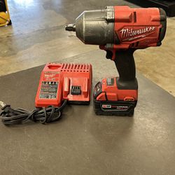 Milwaukee M18 Fuel 1/2” impact wrench 2767-20 w batt 5.0 and chrg no trades pick up in Tacoma FIRM PRICE