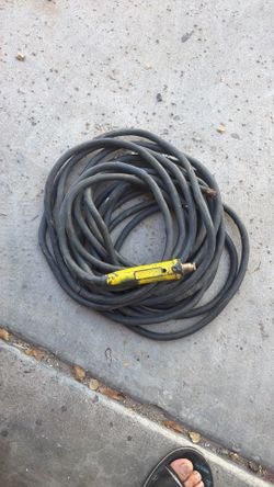 Welding lead